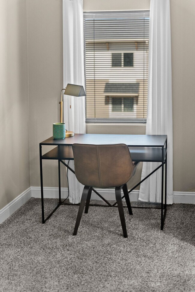 Building Photo - 8350 Cascade Ave