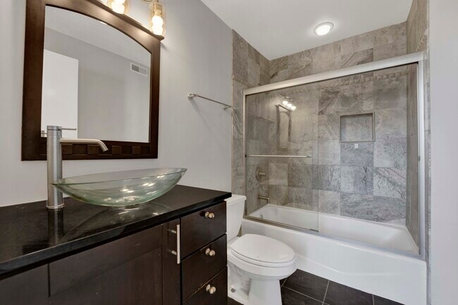 Building Photo - 1528 S Wabash Ave