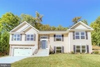 Building Photo - Sought After Aquia Harbour