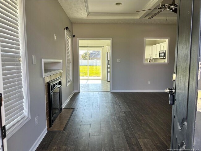 Building Photo - 163 Sunflower St