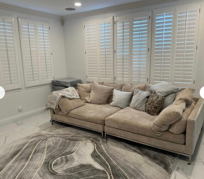 Building Photo - 21615 Medina Estates Dr