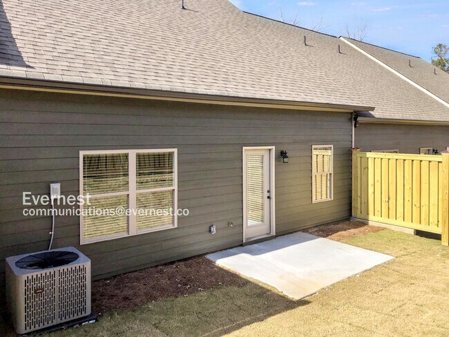 Building Photo - 3870 Valley View Ct