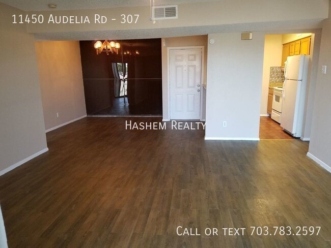 Building Photo - 11450 Audelia Rd