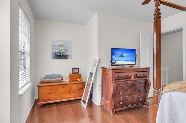Building Photo - Beautiful 3-Bedroom Home in the Heart of Charleston!