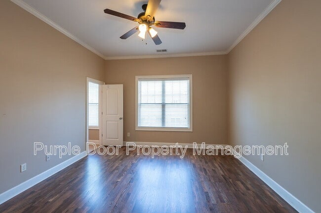 Building Photo - 913 Telfair Close