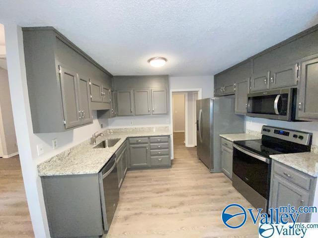 Building Photo - 208 Evalyn St