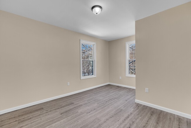 Building Photo - 8-10 Rimmondale St