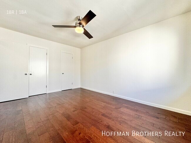 Building Photo - 8229 De Longpre Ave