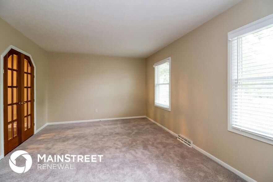 Building Photo - 1815 Balsamridge Rd