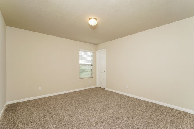 Building Photo - First time rental!