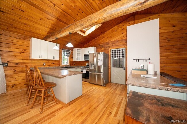 Building Photo - 8376 Cobblestone Ct