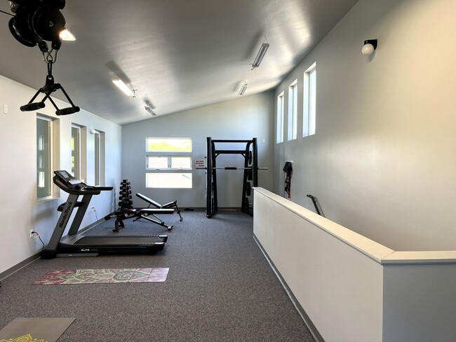 Building Photo - Built In 2021 - High End 2/2 Home With Full Access To Onsite Recreation Center With Pool!