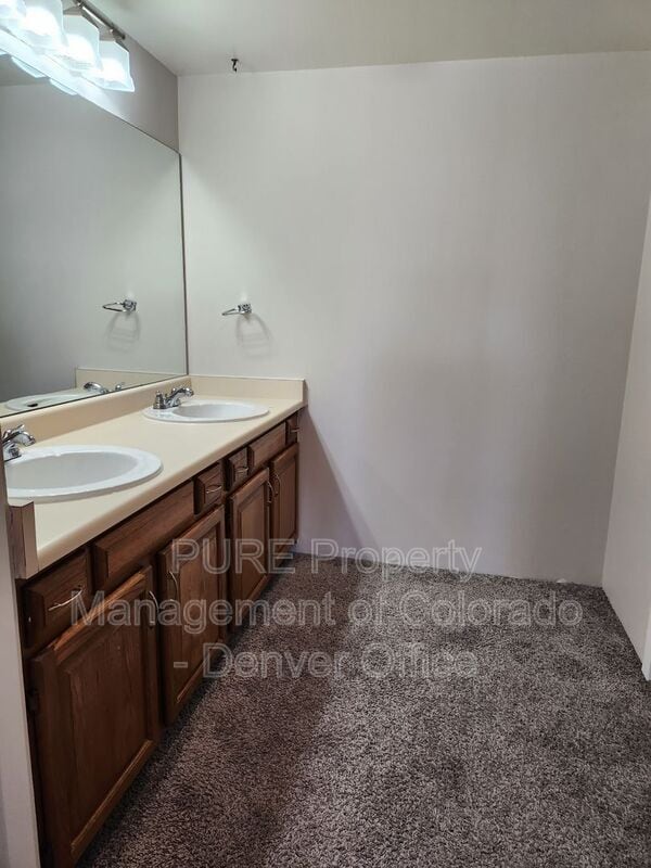 Building Photo - 1551 Larimer St