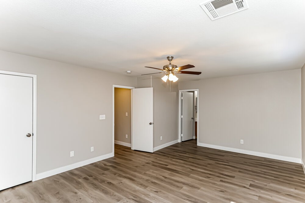 Building Photo - 570 Swiss Cottage Ave