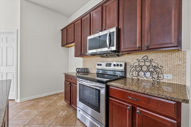 Building Photo - 2120 Red Timber Ct