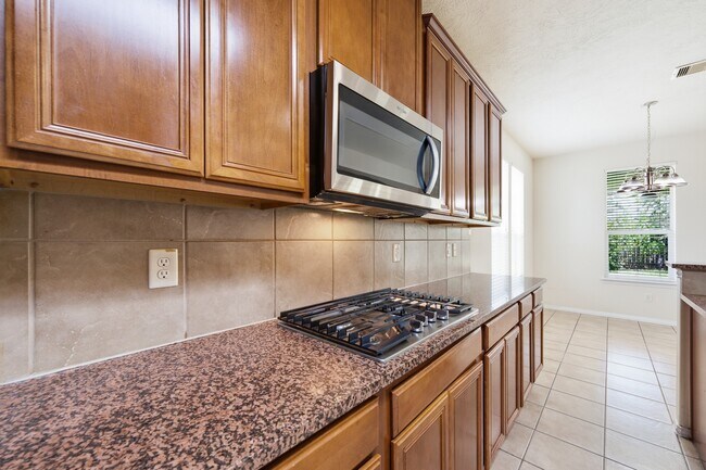 Building Photo - 2117 Rushing Spring Dr