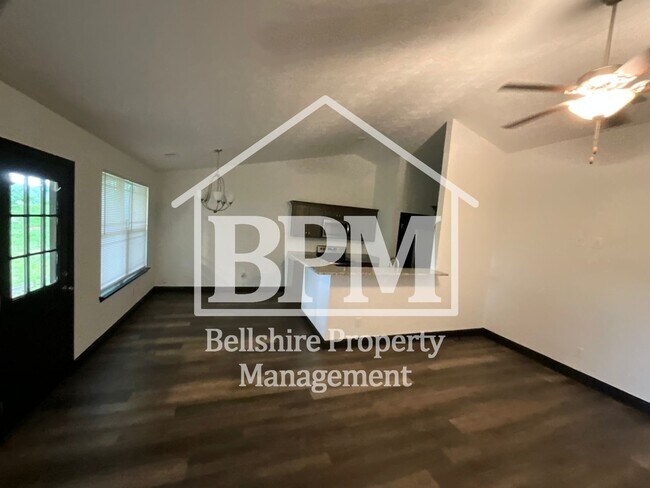 Building Photo - Charming 3 Bed, 2 Bath Home for Rent in Sp...