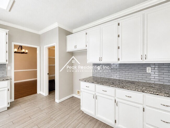 Building Photo - 437 Anacapa Dr