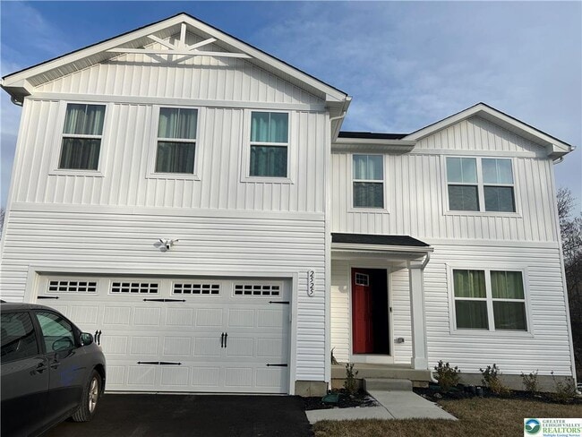 Building Photo - 2525 Barnes Ln