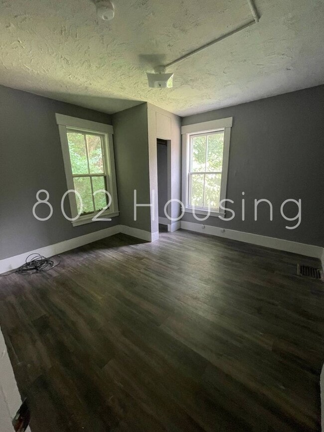 Building Photo - Montpelier Apartments