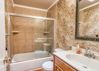 Building Photo - 211 S Fox Dr