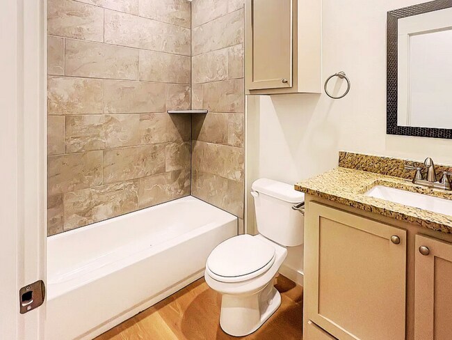 Building Photo - Welcoming & Brand-New 3-Bed Duplex Beauty ...