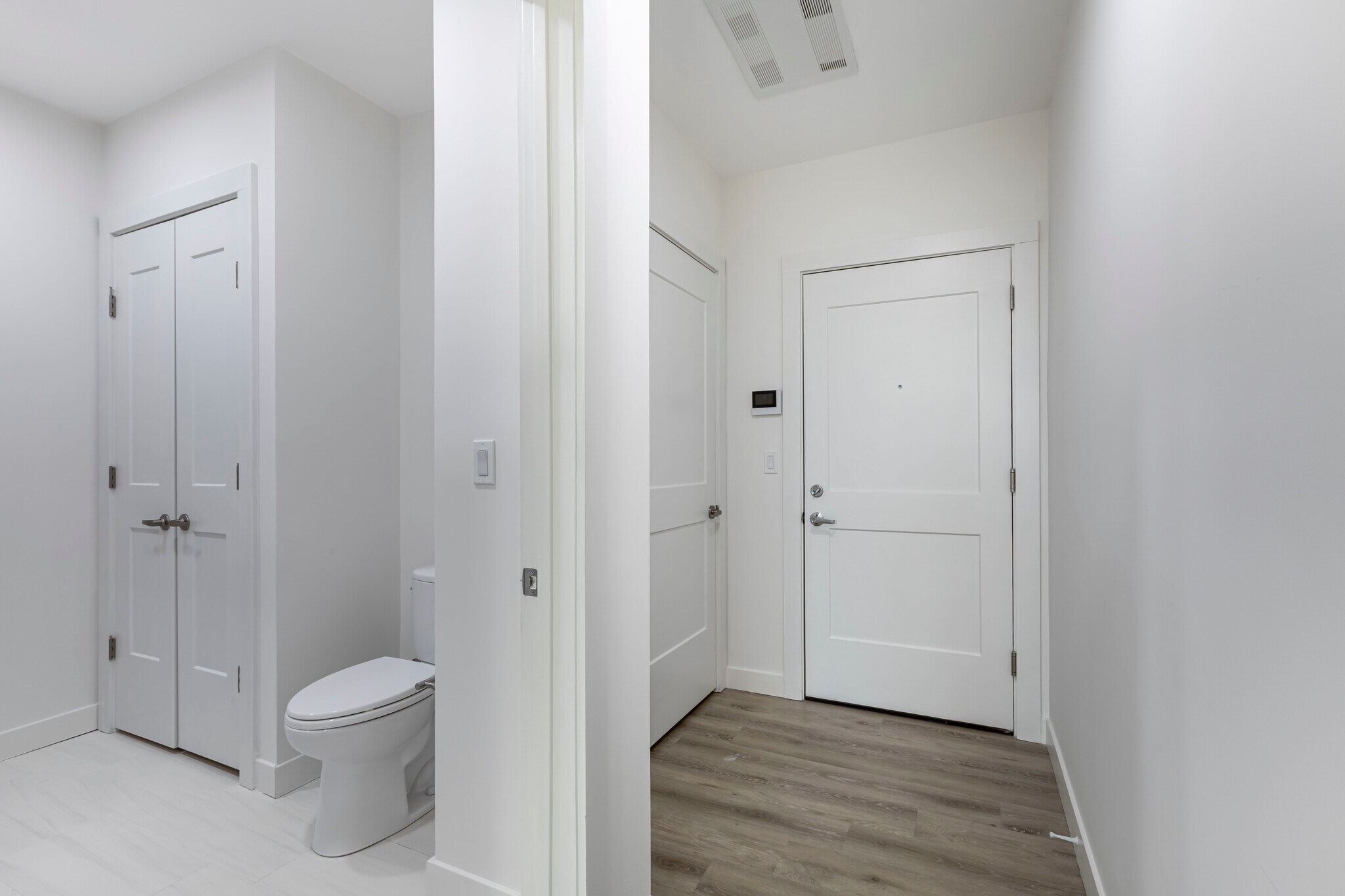 Building Photo - 319 Broadway