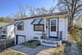 Building Photo - 3717 N 42nd St