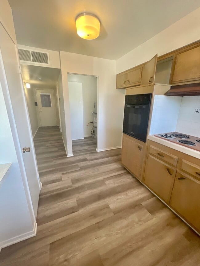 Building Photo - 26296 Cherry Hills Blvd