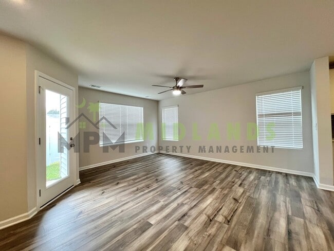 Building Photo - 1221C Champions Rest