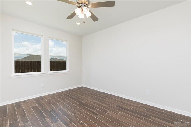 Building Photo - 13824 Belle Ct