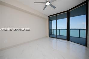 Building Photo - 711 NE 23rd Terrace