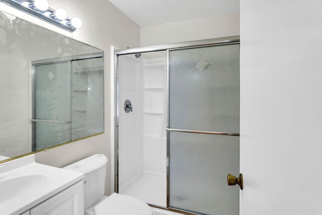 Building Photo - Great single level home in Mira Mesa.  Ava...