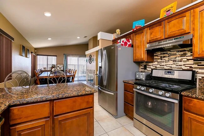 Building Photo - 9301 Nolina Dr
