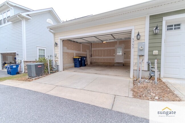 Building Photo - 5757 Richards Valley Rd