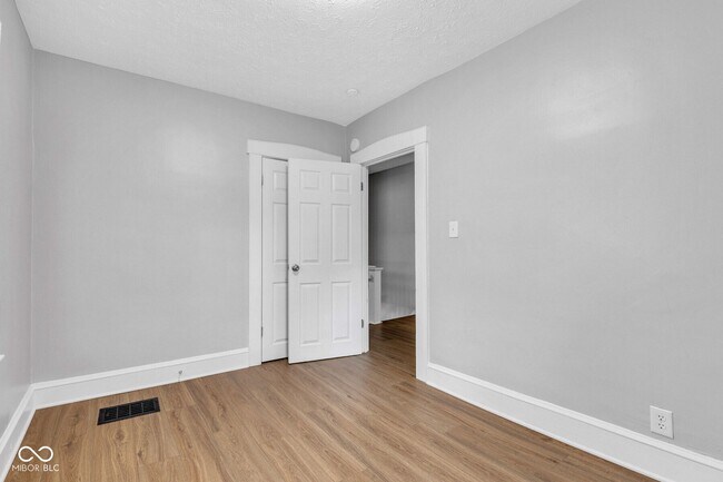 Building Photo - 3628 Birchwood Ave