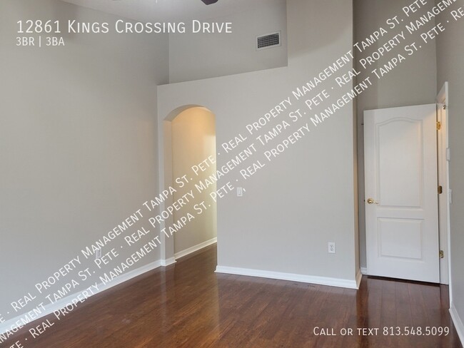 Building Photo - ***AVAILABLE FOR IMMEDIATE MOVE IN***