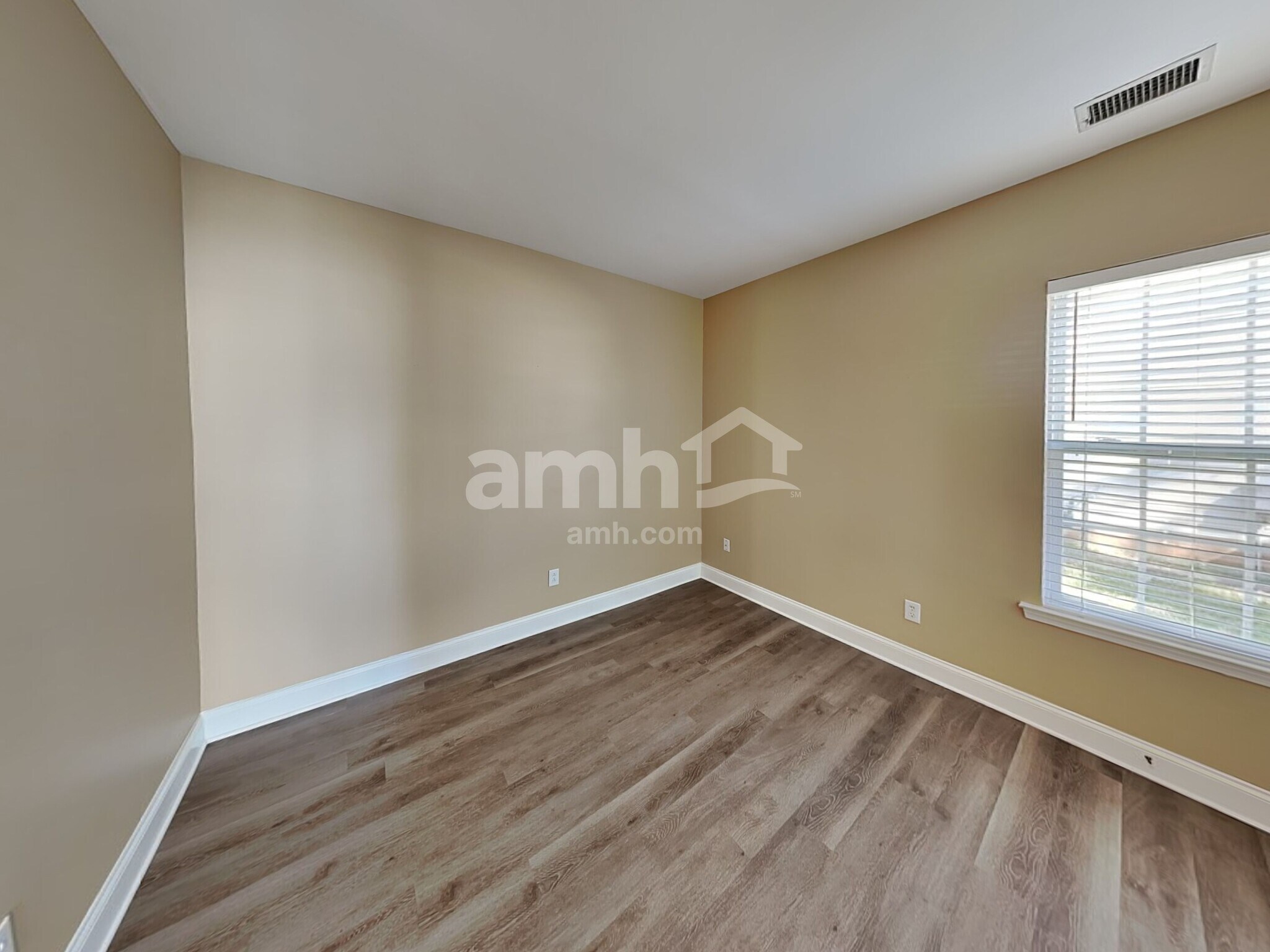 Building Photo - 9319 Stawell Dr