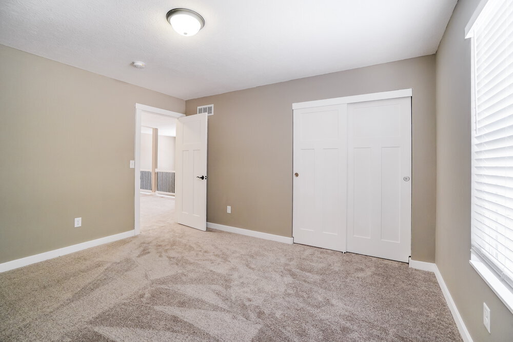 Building Photo - 4902 Dickens Dr