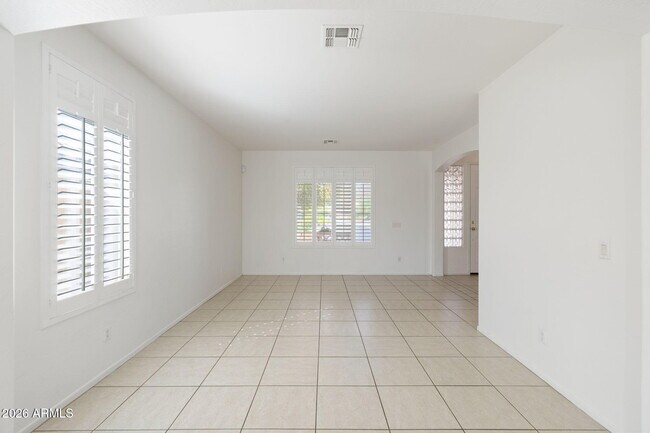 Building Photo - 6518 W Bent Tree Dr