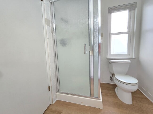 Building Photo - Henderson