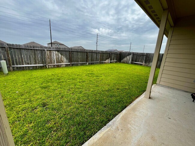 Building Photo - 5443 Redwood Summit Ln
