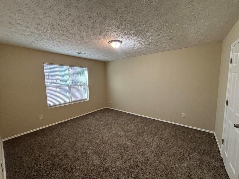 Building Photo - 3972 Glenwood Downs Ln