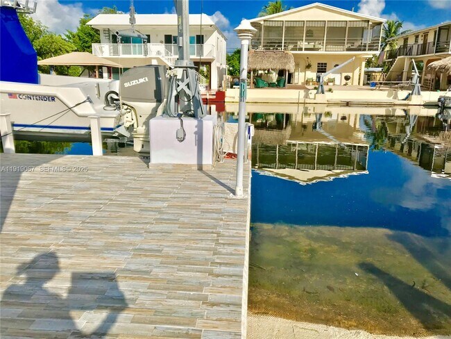 Building Photo - 30 Jean La Fitte Dr