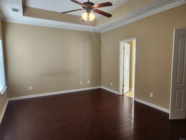 Building Photo - 714 Briarcliff Pl