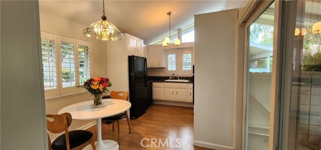 Building Photo - 694 Avenida Sevilla