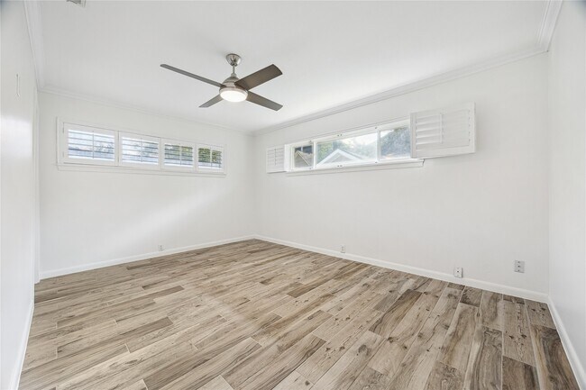 Building Photo - 3607 Deal St