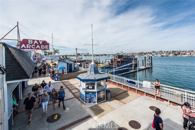 Building Photo - 804 Gardenia Way