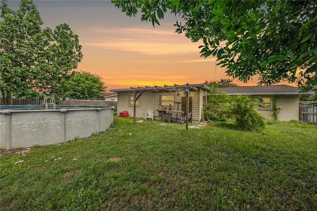 Building Photo - 13750 Antigua Dr
