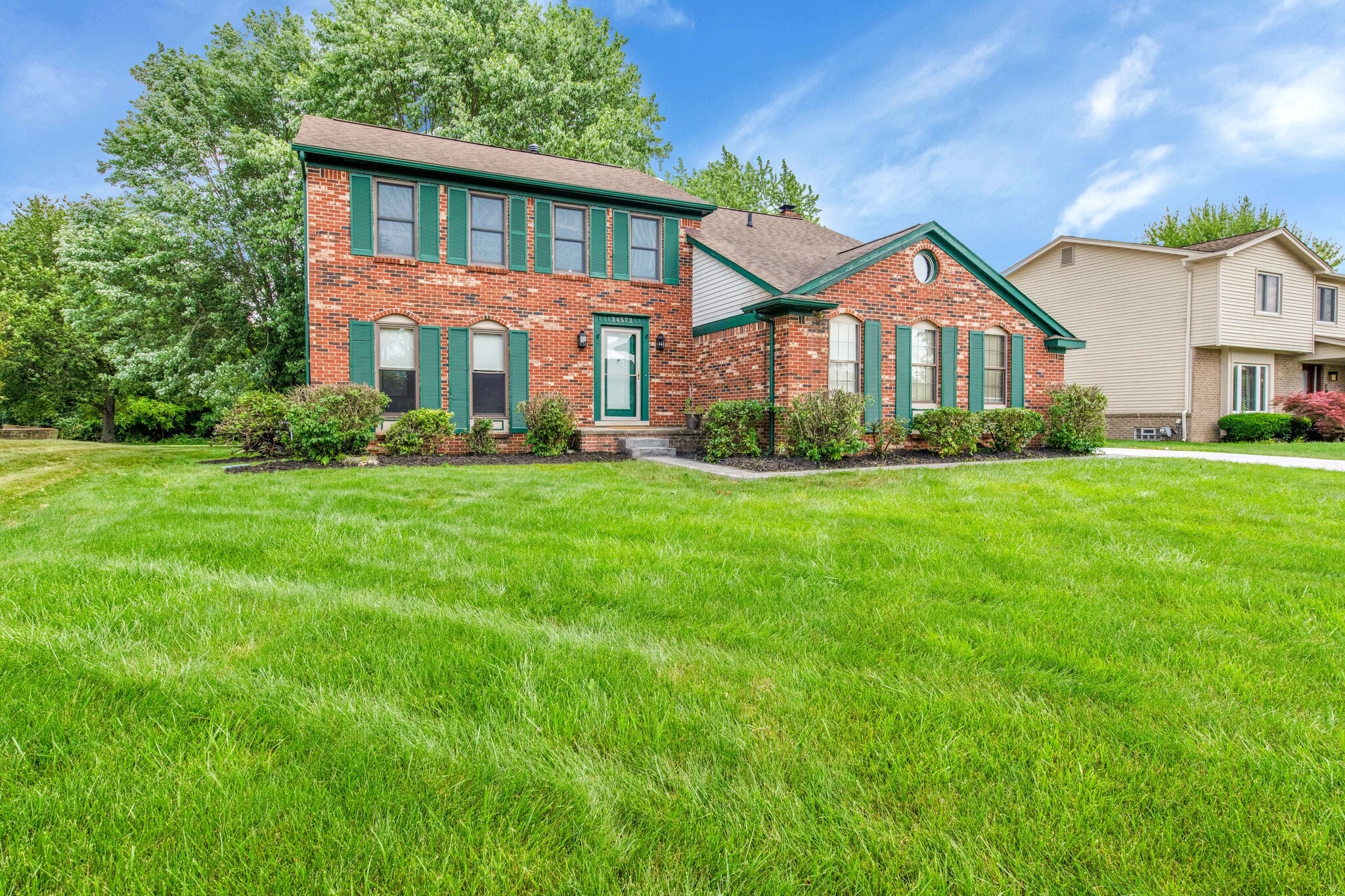 Building Photo - 34572 Bunker Hill Dr